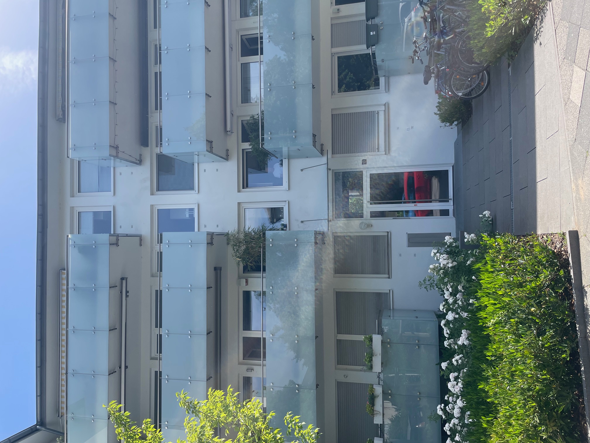 Hausansicht Wohnung Oberkassel